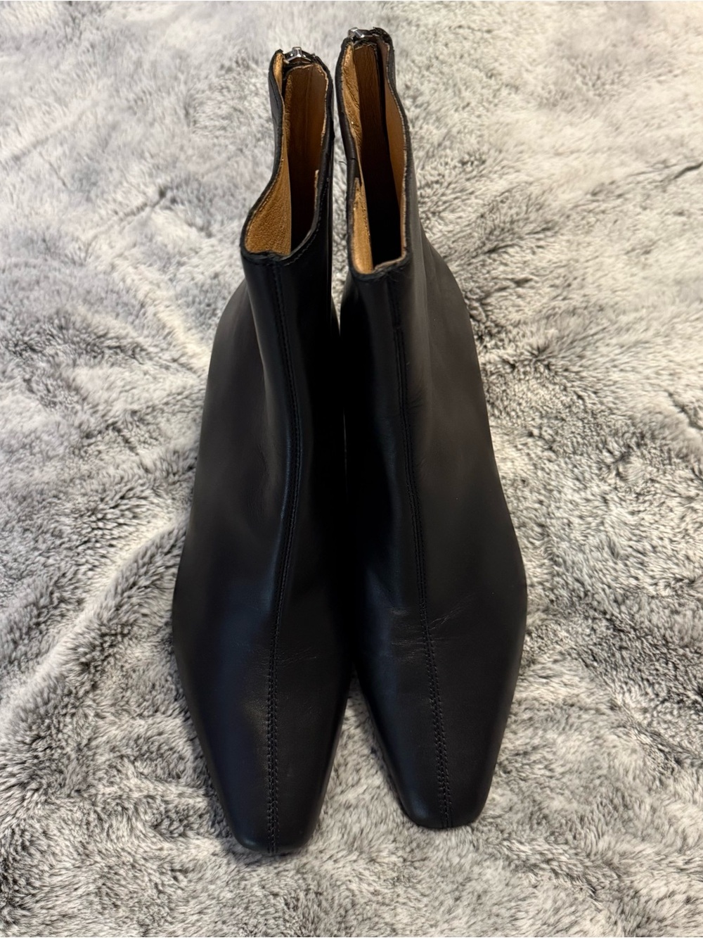 NEW WITHOUT BOX!! Madewell Black Leather Pointed Toe Kitten heal Ankle Booties